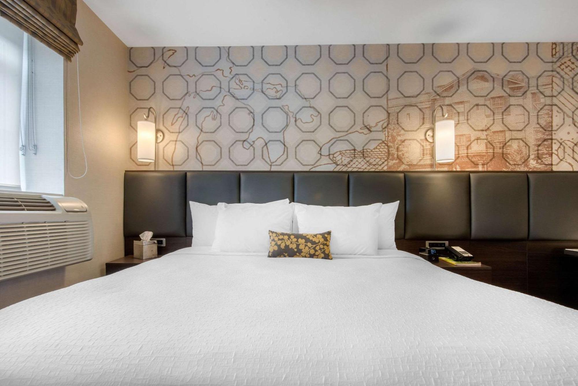 The Champlain Waterfront Hotel Ascend Hotel Collection Orillia Luaran gambar